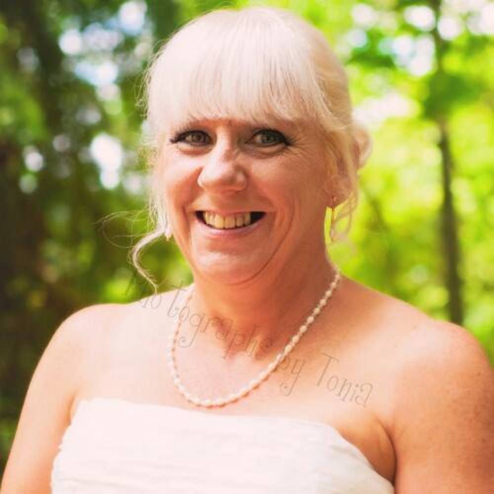 Meet your Posher, Laurie